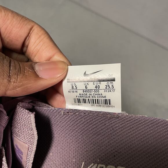 Nike Air Vapormax Flyknit Women Sz 8.5 Purple Running Shoes 849557-500 Sneakers - Picture 6 of 7